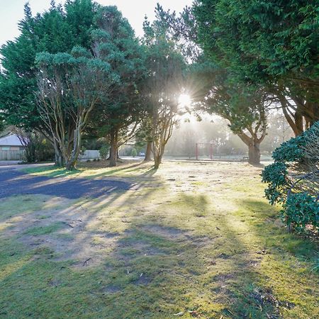 Beach Road Holiday Park Otatara Экстерьер фото