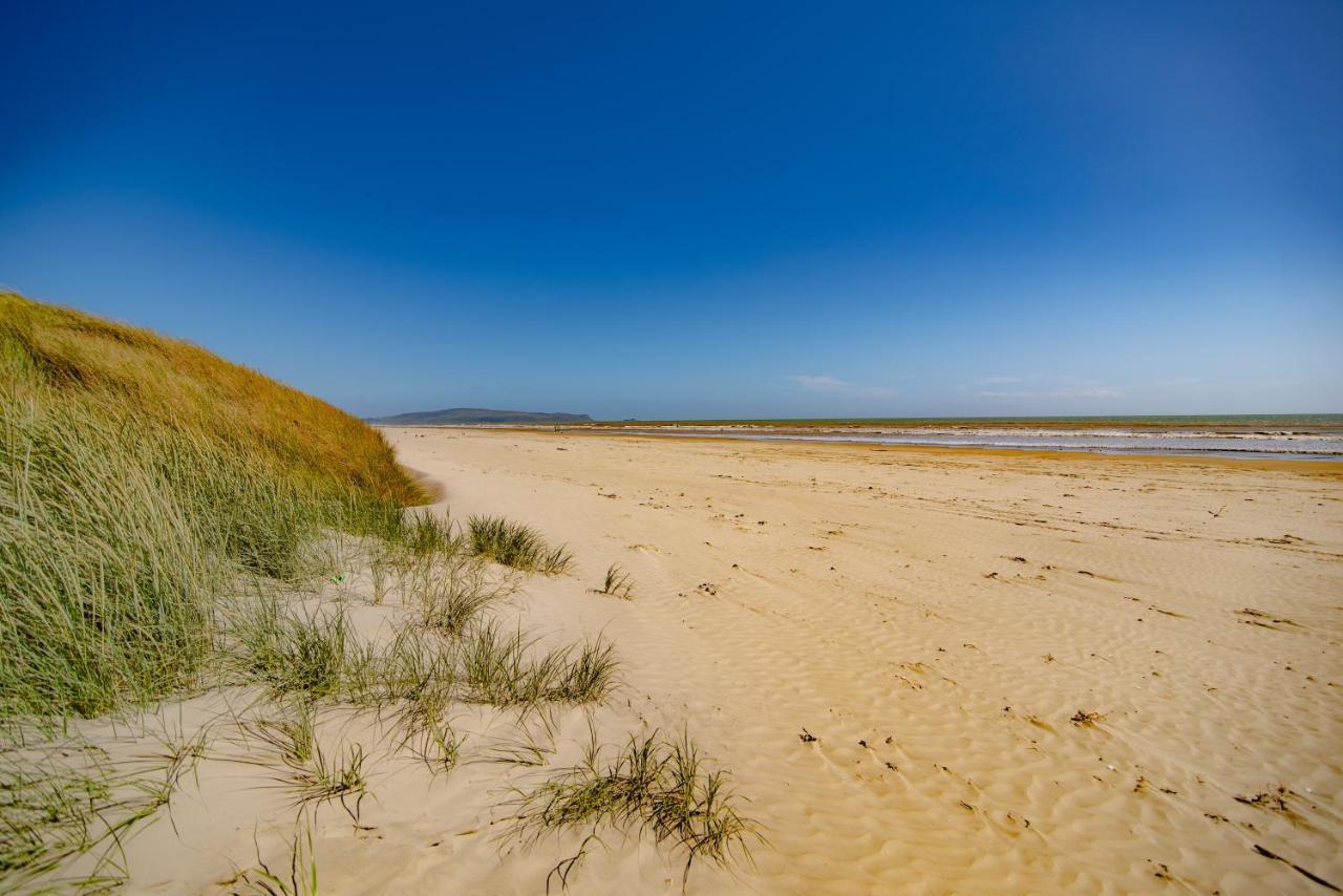 Beach Road Holiday Park Otatara Экстерьер фото
