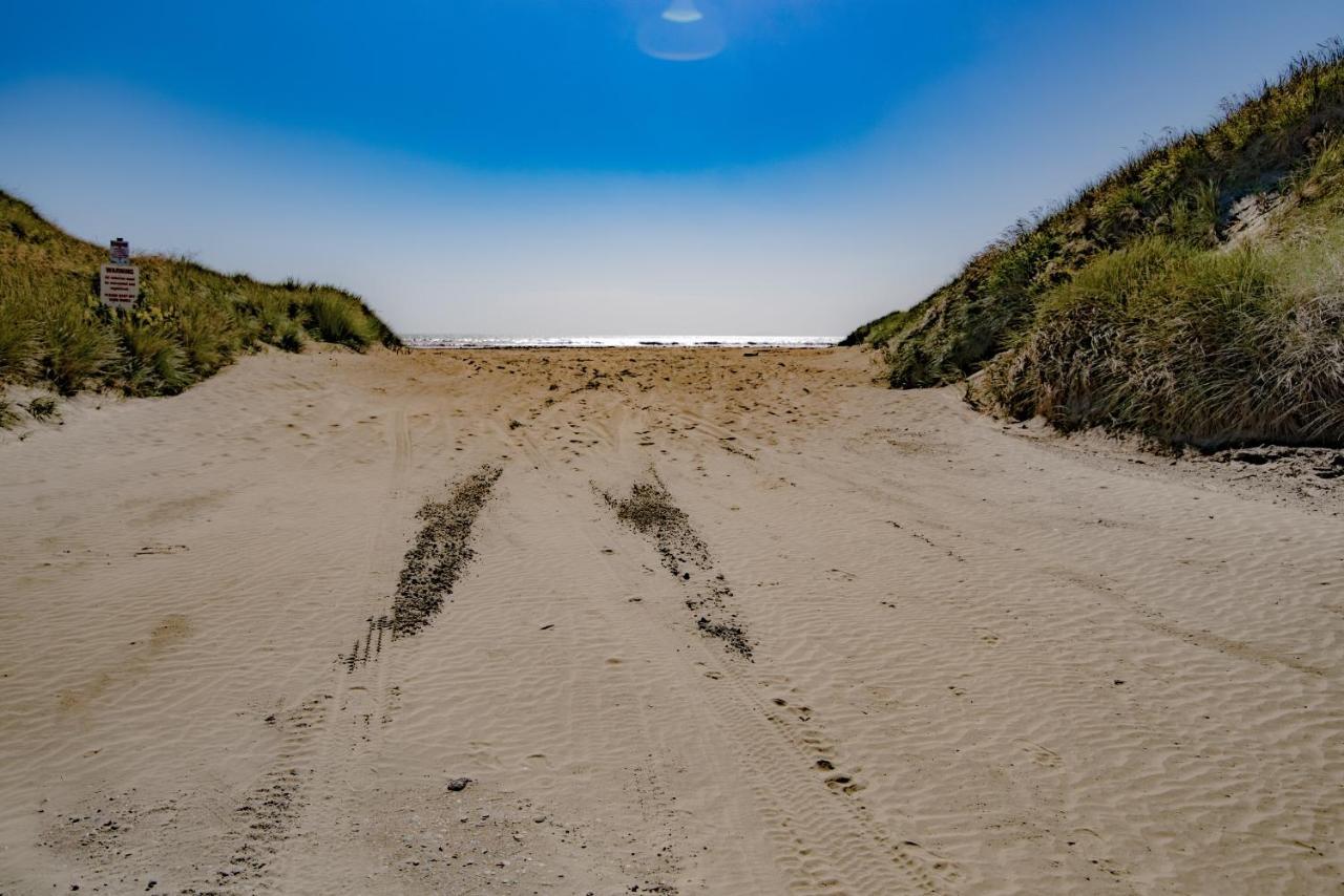 Beach Road Holiday Park Otatara Экстерьер фото