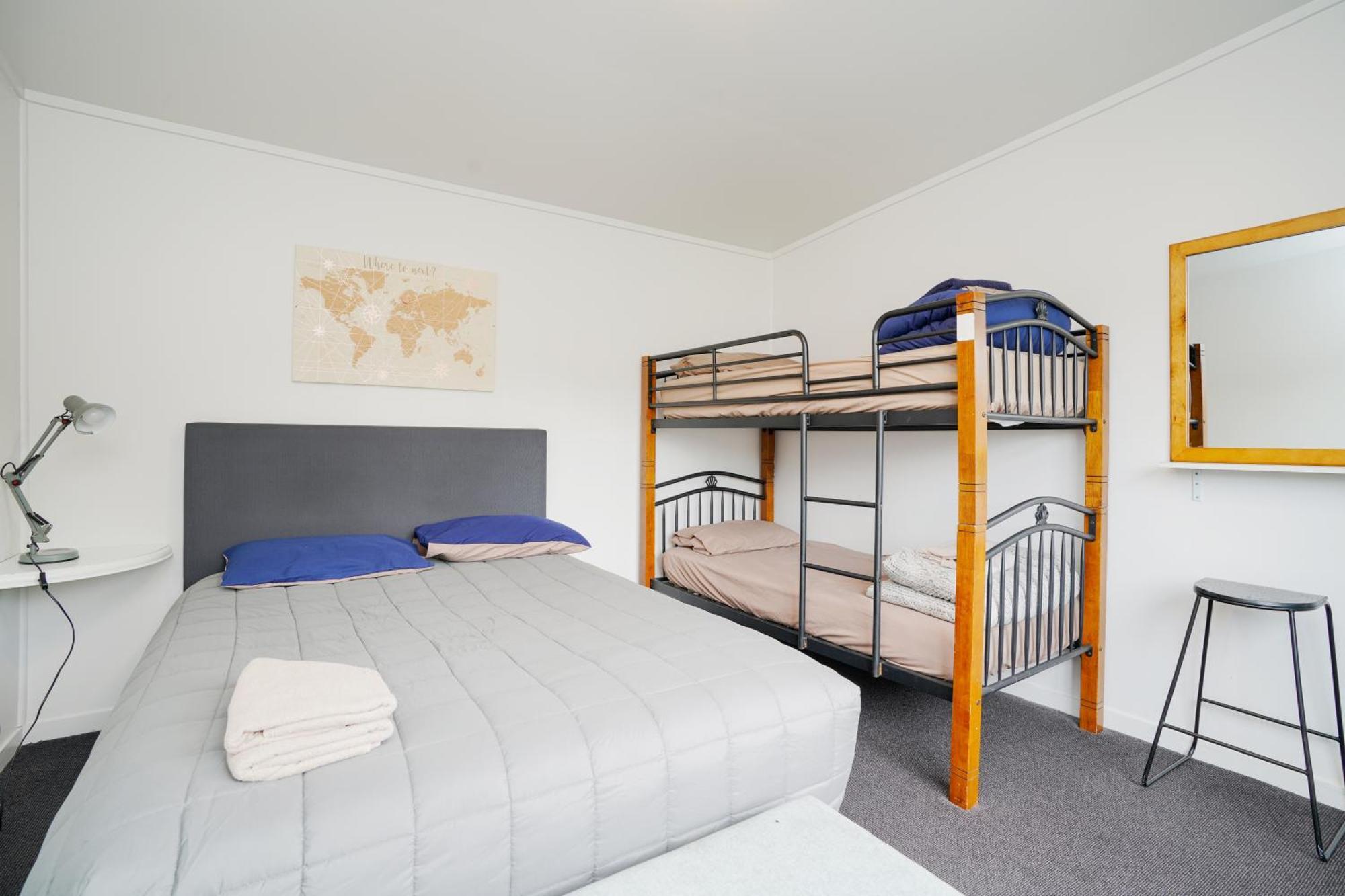 Beach Road Holiday Park Otatara Экстерьер фото